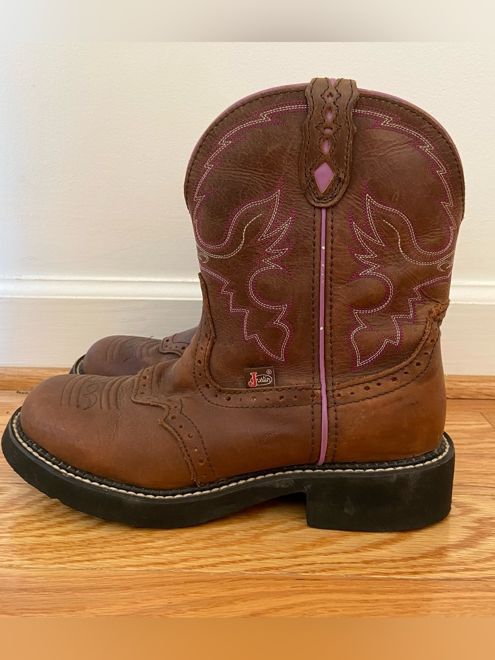 Justin Western Boots Size 9.5 Gypsy Brown Embroidered Rodeo Equestrian Cowgirl